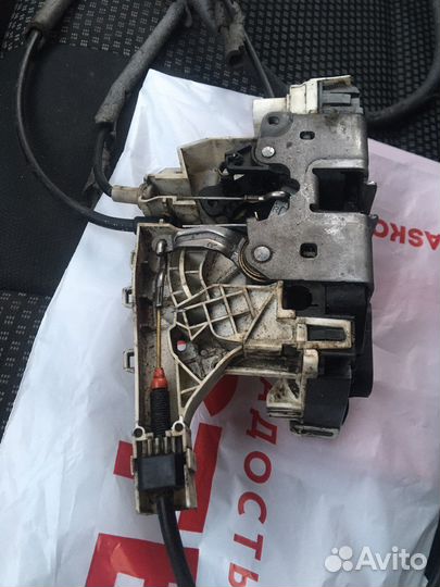 Замок на спринтер 906