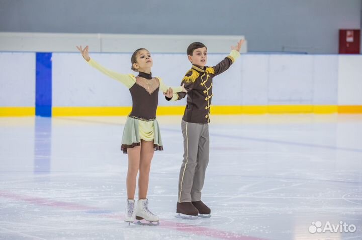 Костюмы для танцоров на льду
