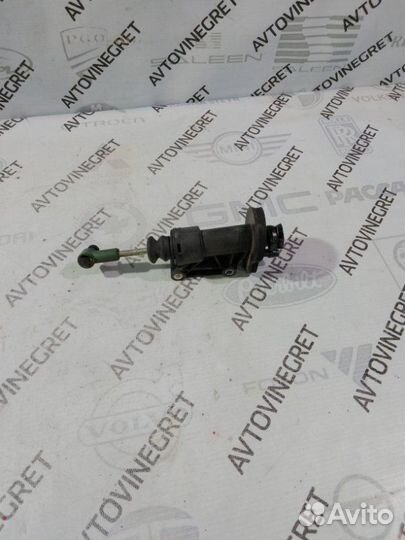 Цилиндр сцепления главный Volkswagen Amarok 1