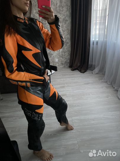 Мотокомбинезон