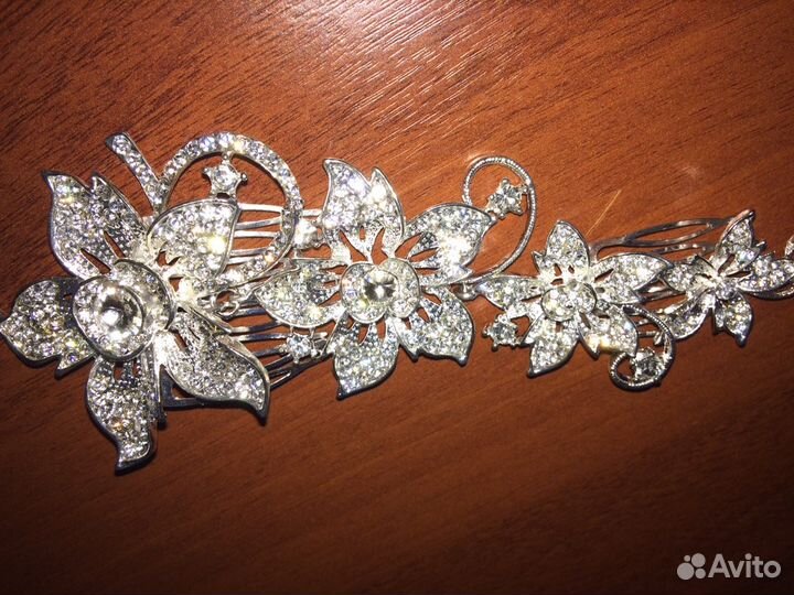 Гребень для причёски на торжество