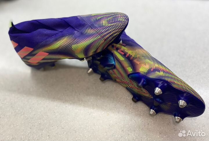 Футбольные бутсы adidas Nemeziz.Размер EUR 40