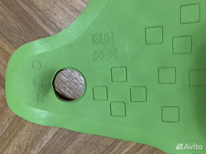 Резиновый коврик в ванну из IKEA противоскользящий