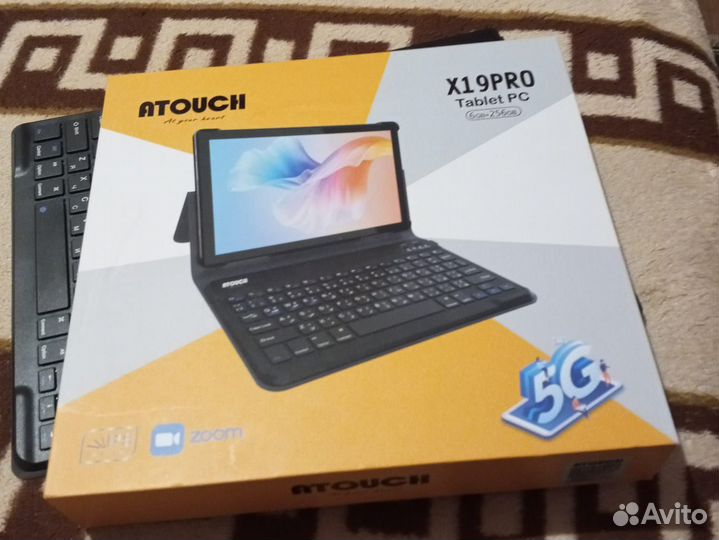 Планшет с клавиатурой бу Atouch