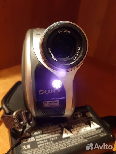 Видеокамера sony dcr-dvd 105E