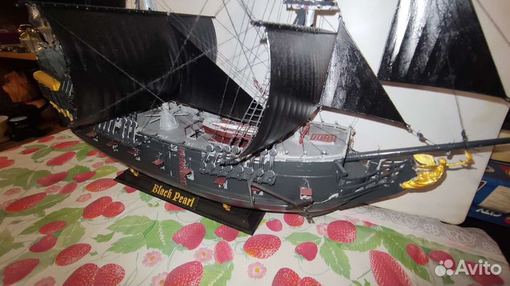 Модель корабля