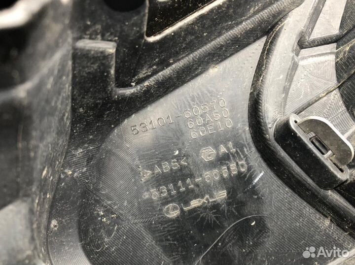 Lexus LX 15- Решетка радиатора 0029