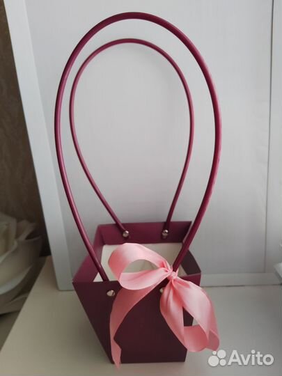 Бумажная корзинка для цветов или рукоделия