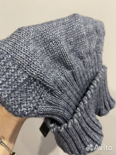 Женский капор шерстяной