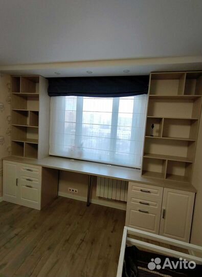 Рабочая зона у окна