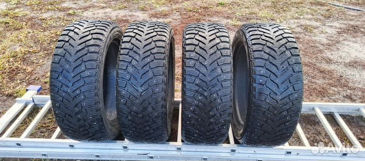 Toyo Observe Ice-Freezer 205/55 R16