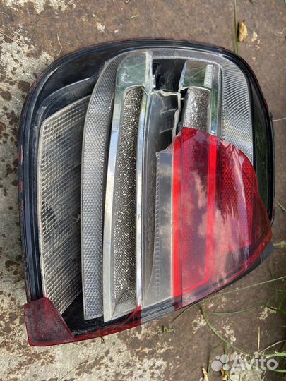 Задний фонарь MB GLA