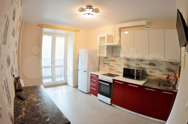 2-к. квартира, 65 м², 4/13 эт.