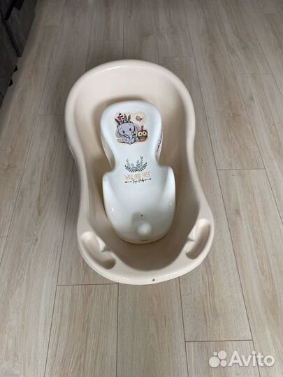 Ванночка для купания с горкой