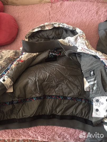 Спортивный костюм (горнолыжный)