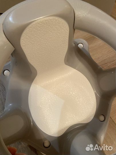 Сиденье в ванну детское