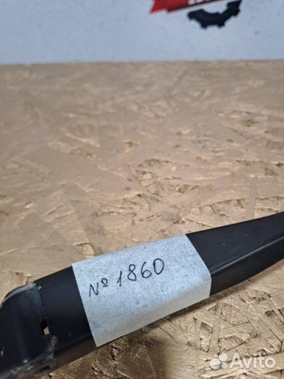 Дворник лобового стекла левый Mercedes Benz E