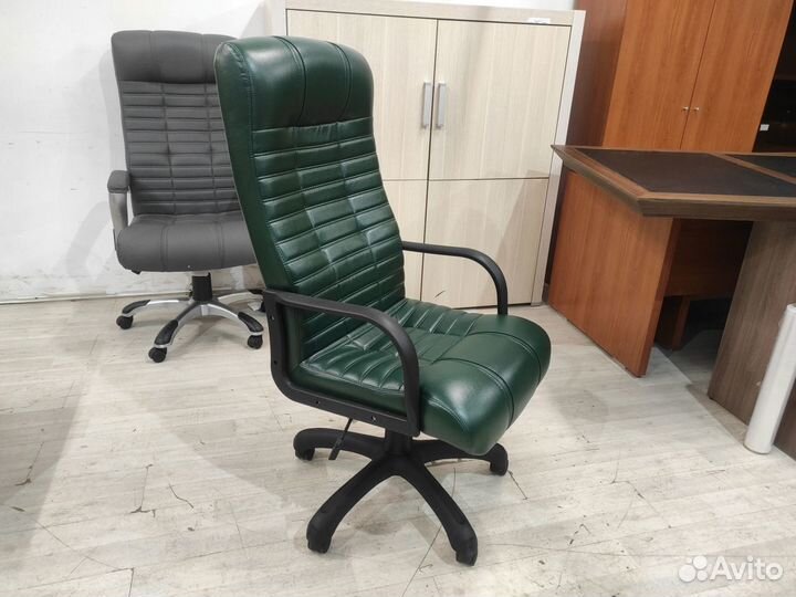 Кресло руководителя Атлант (экокожа)
