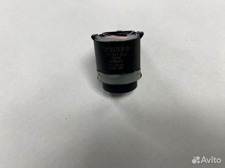 Датчик парктроника volvo хс60 08-17 31341344