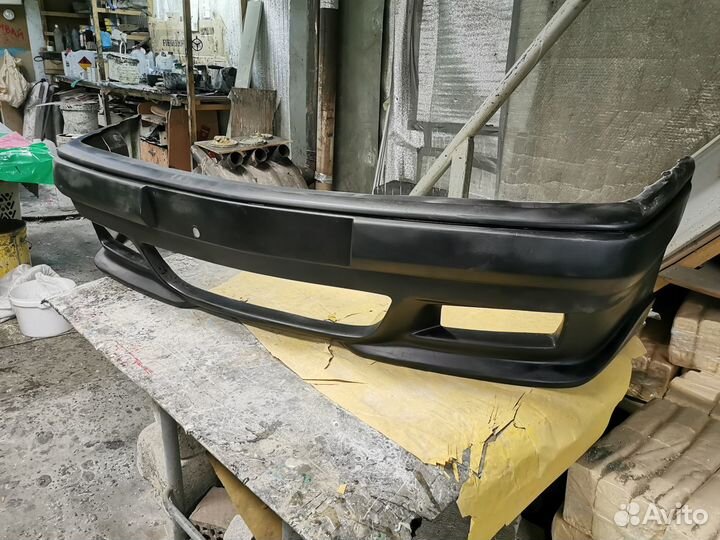 Передний бампер Mercedes W124 М5