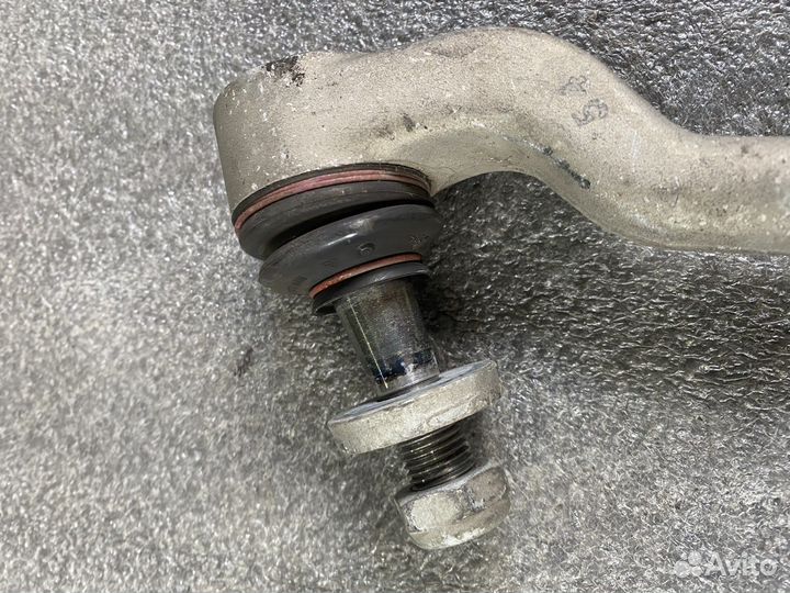 Верхний рычаг передний правый BMW 5 e39