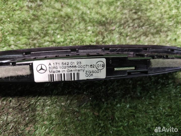 Дисплей информационный Mercedes Benz ML W164 2007