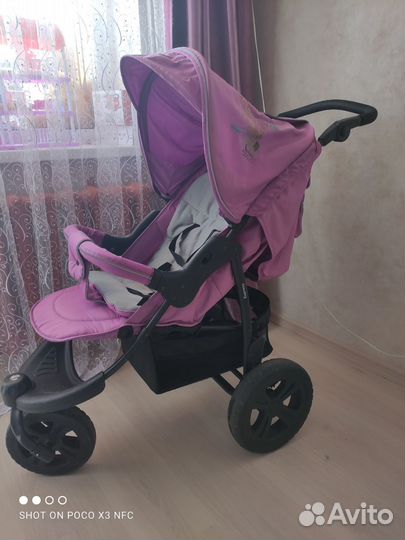 Прогулочная коляска