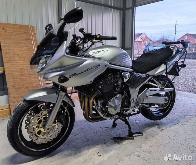 Suzuki gsf 1200s bandit