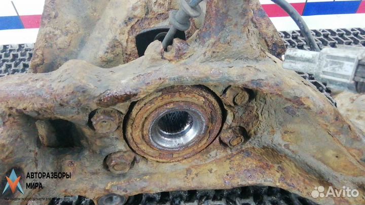 Ступица передняя правая Nissan Pathfinder R51 2008