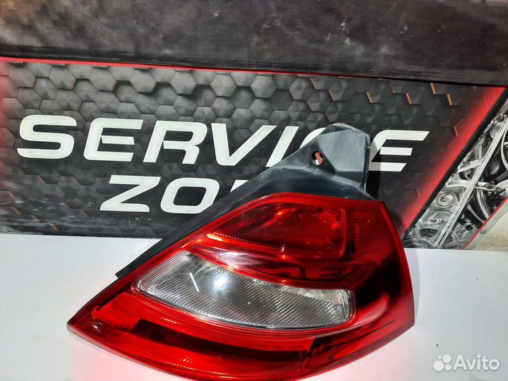 Фонарь задний правый Renault Megane 2 хэтчбек