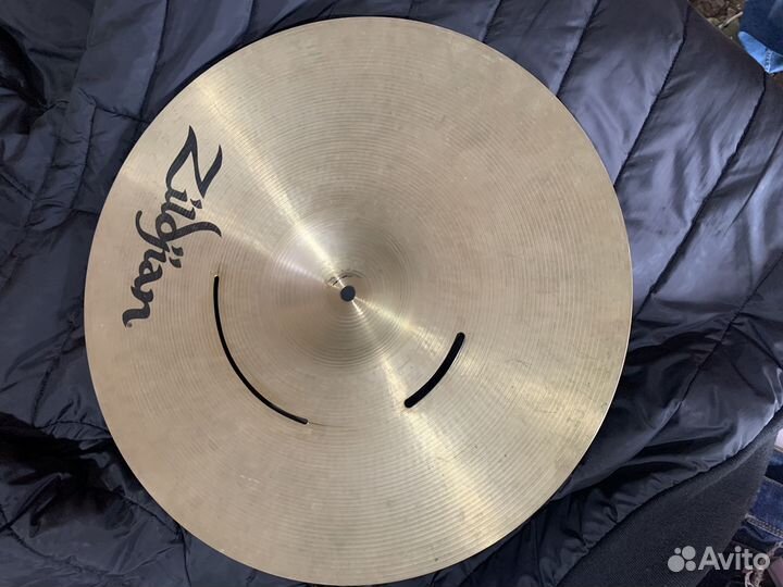 Avedis Zildjian 18