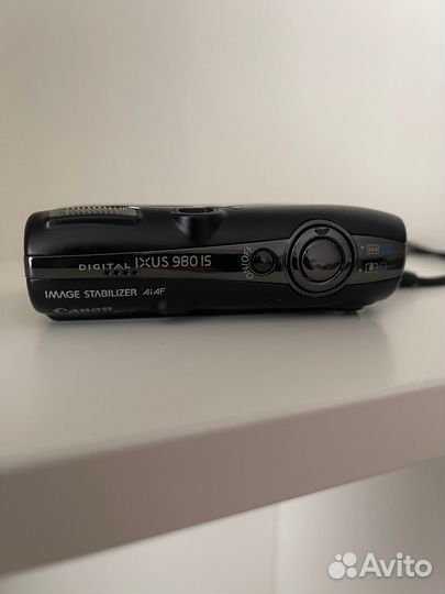 Цифровой фотоаппарат canon. Ixus 980 is Япония