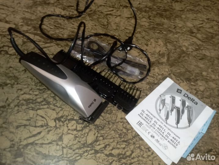 Машинка для стрижки волос Delta DL-4013 Silver