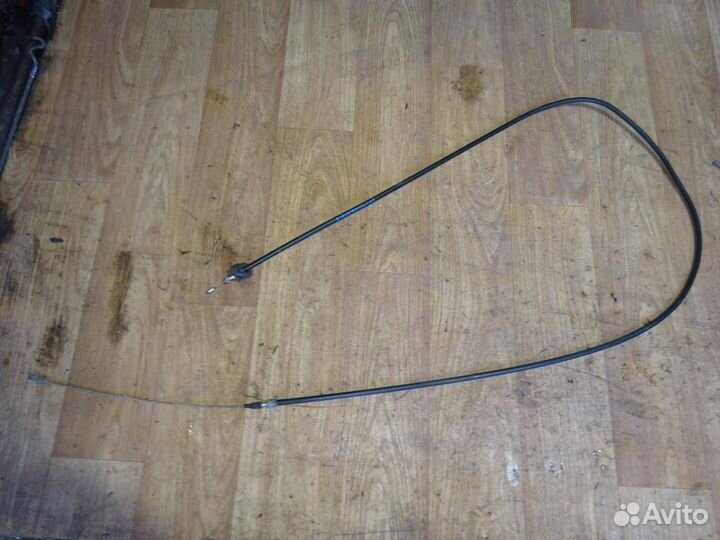 Трос стояночного тормоза центральный Mercedes Ben