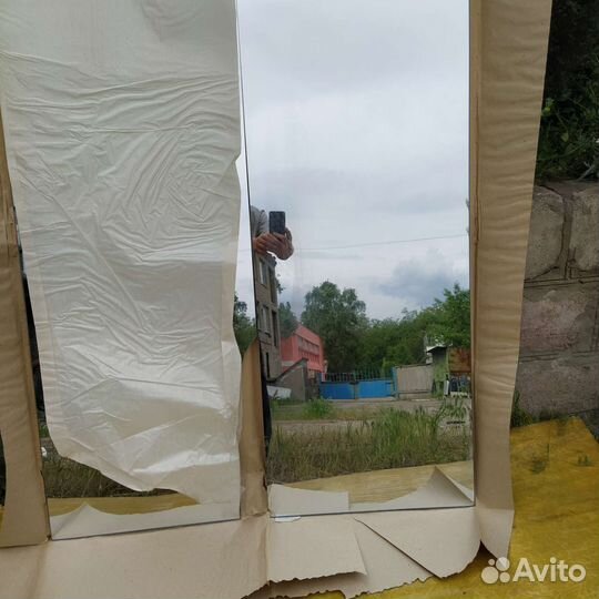 Зеркало мебельное