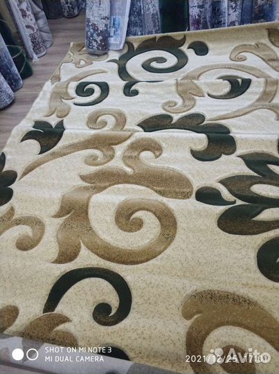 Ковер новый классический