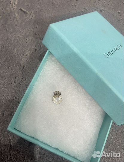 Tiffany&Co. Пуссеты