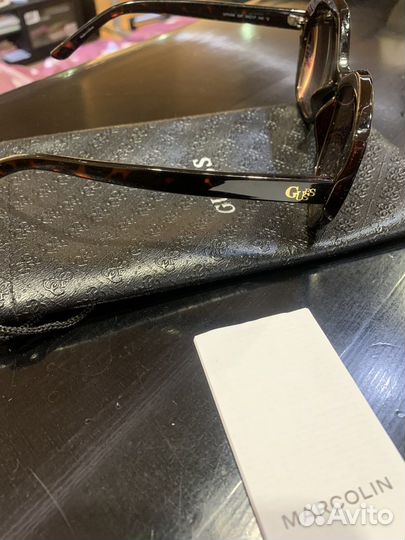 Очки женские Guess