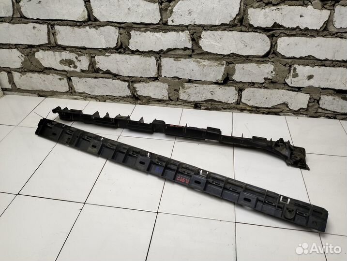 Кронштейн левого порога BMW 5 F10