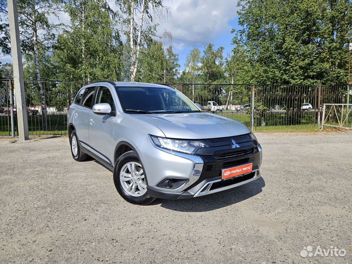 Mitsubishi Outlander 2.0 CVT, 2022, 40 600 км