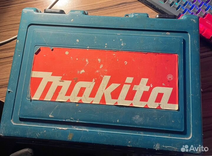 Перфоратор makita HR2450