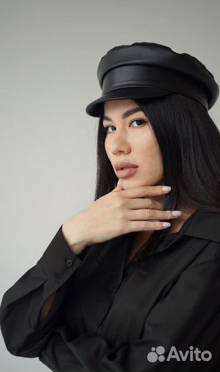 Капитанка из кожи черная Vetyver