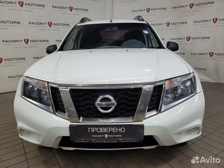 Nissan Terrano 2.0 AT, 2014, 222 528 км