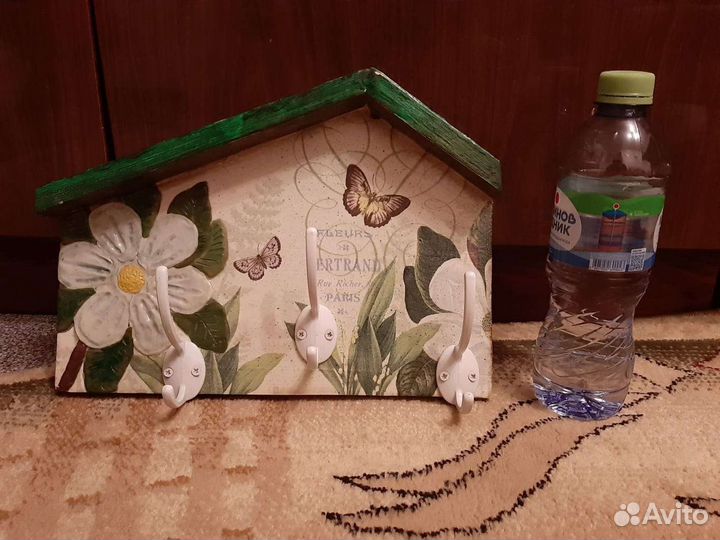 Ключница в стиле 