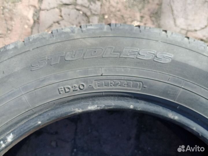 Yokohama Ice Guard IG20 205/60 R16