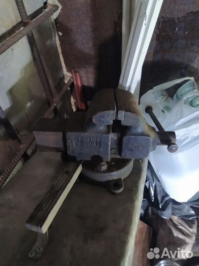 Тиски слесарные СССР