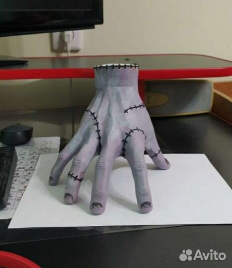 Персонаж рука 