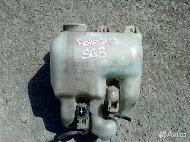 Бачок омывателя Subaru Forester SG5 EJ205 2003