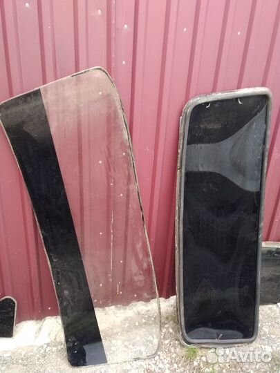 Стекла Газ 2410