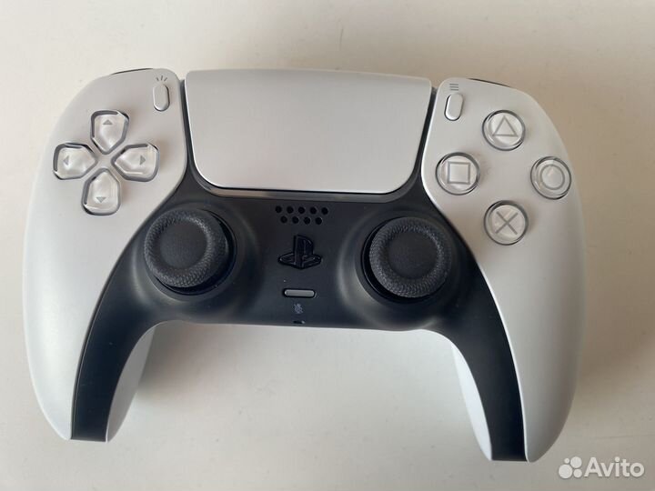 PlayStation 5 с дисководом (на гарантии)